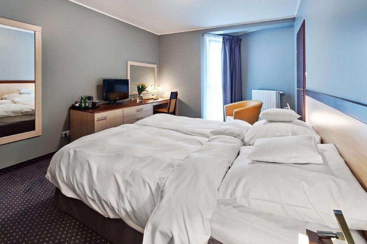 Hotel Poleczki Warsaw Airport Eksteriør bilde